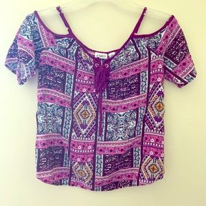 XS open shoulder blouse